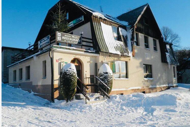 Restaurace A Penzion Maja Benecko Luaran gambar