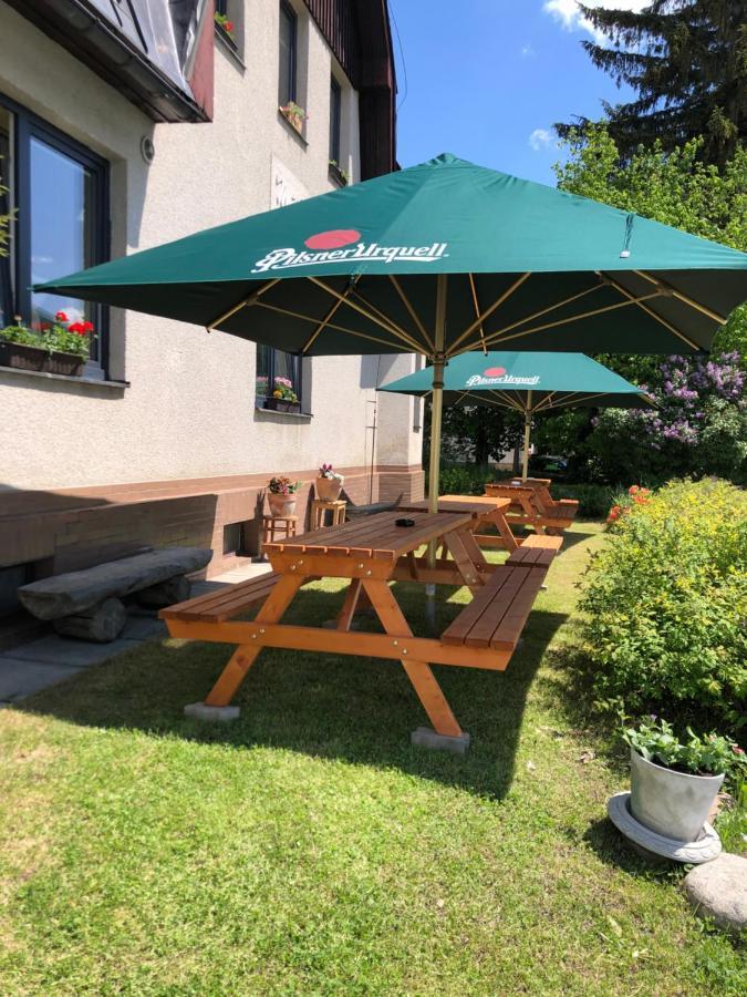Restaurace A Penzion Maja Benecko Luaran gambar
